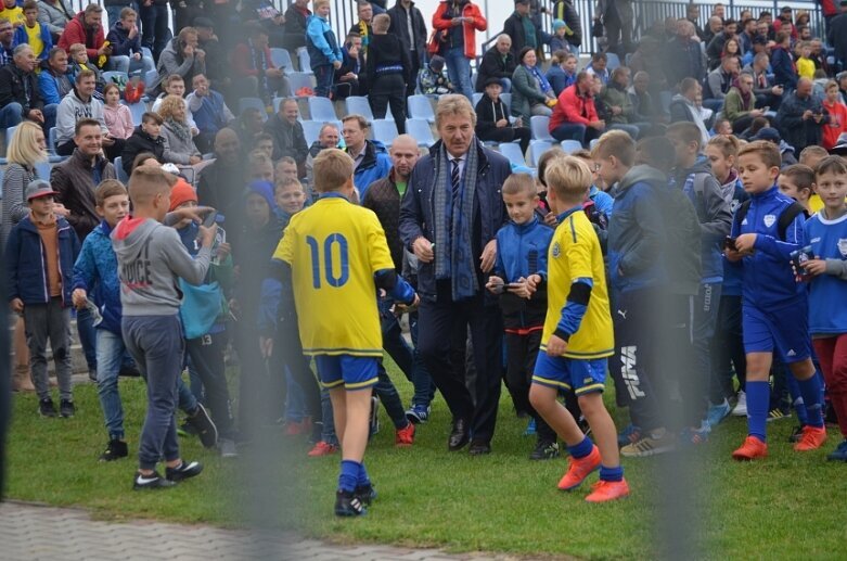  Unia blisko niespodzianki. Pucharowe starcie z trybun oglądał prezes PZPN Zbigniew Boniek 