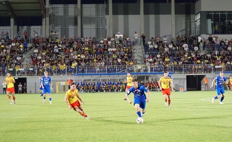  Unia nadal niepokonana na Stadionie Miejskim w Skierniewicach 