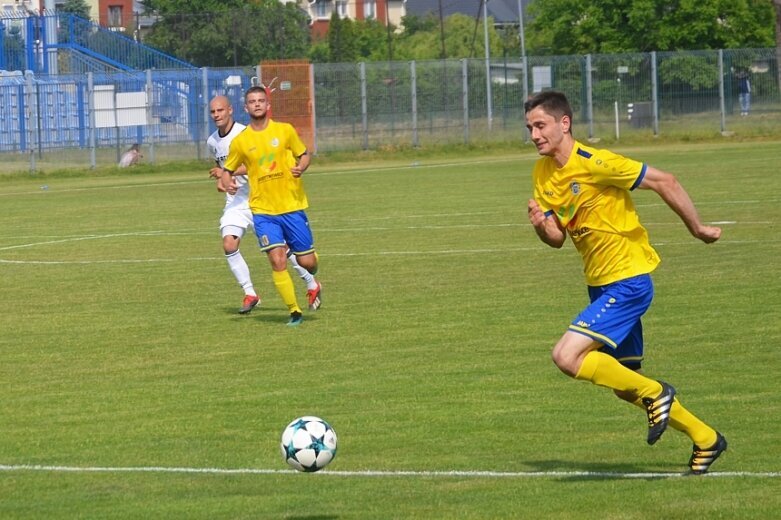  UNIA Skierniewice 2:2 Legia Warszawa 