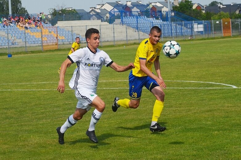  UNIA Skierniewice 2:2 Legia Warszawa 