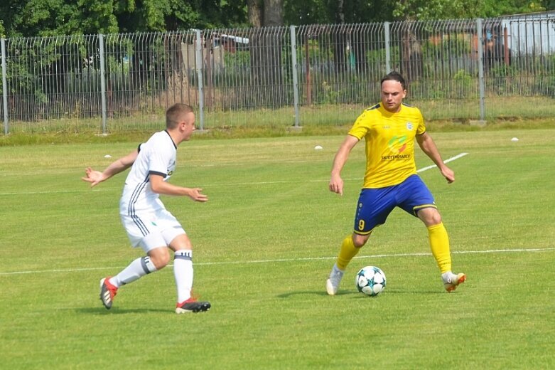  UNIA Skierniewice 2:2 Legia Warszawa 