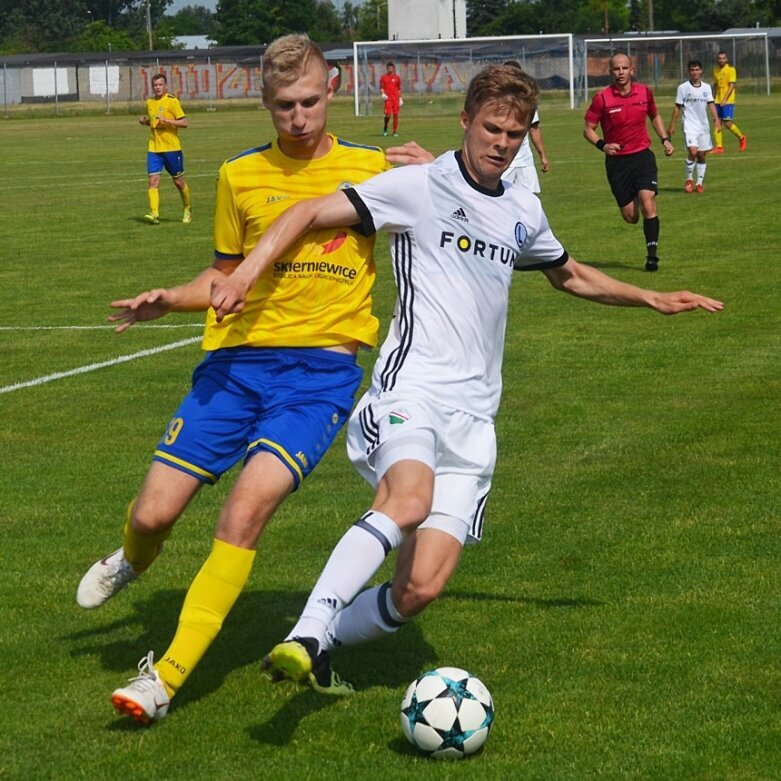  UNIA Skierniewice 2:2 Legia Warszawa 