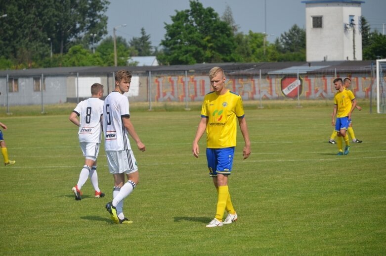  UNIA Skierniewice 2:2 Legia Warszawa 