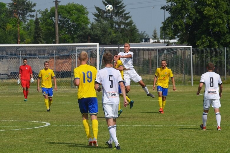  UNIA Skierniewice 2:2 Legia Warszawa 