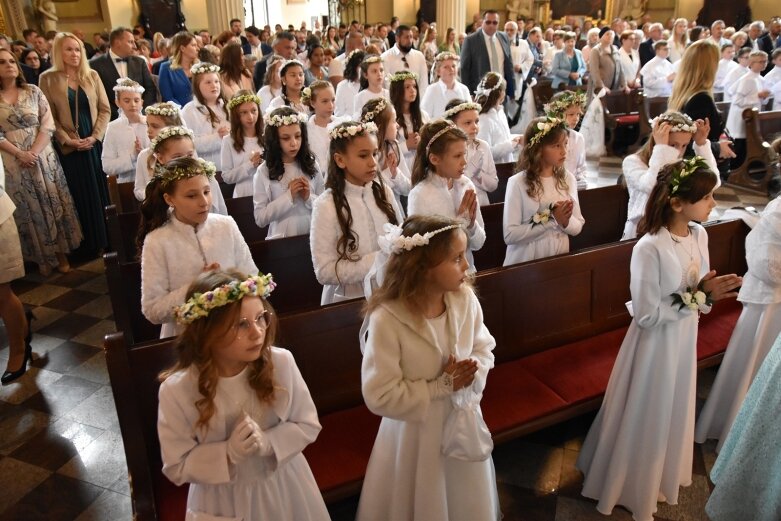  Uroczystość Pierwszej Komunii Świętej w parafii św. Jakuba 