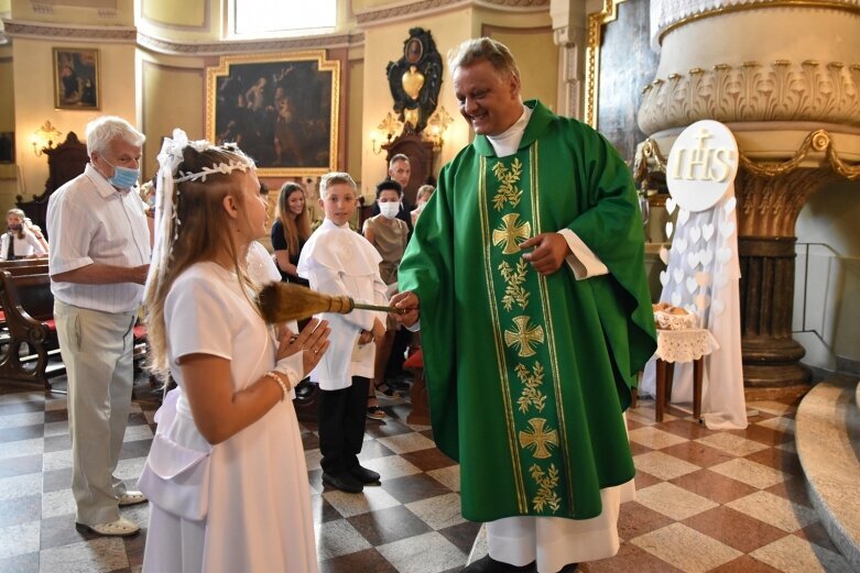  Uroczystość Pierwszej Komunii w parafii św. Jakuba 