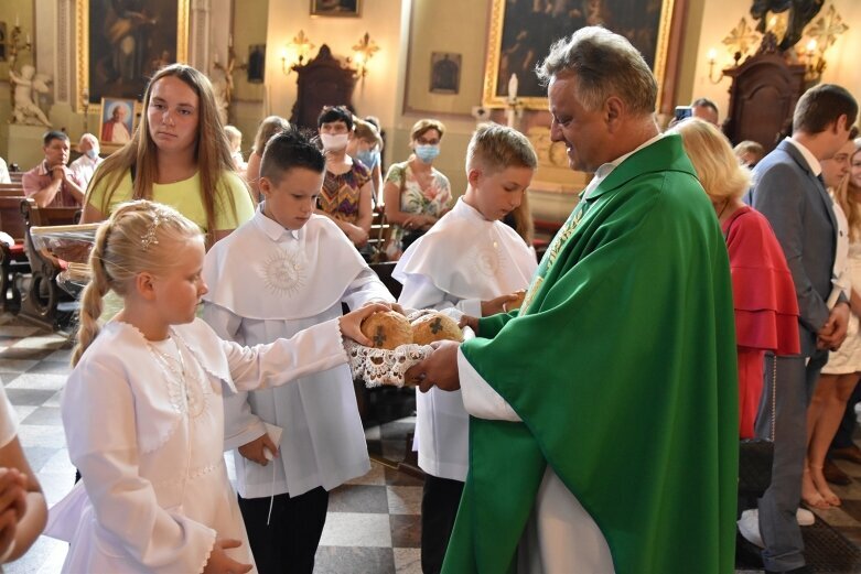  Uroczystość Pierwszej Komunii w parafii św. Jakuba 