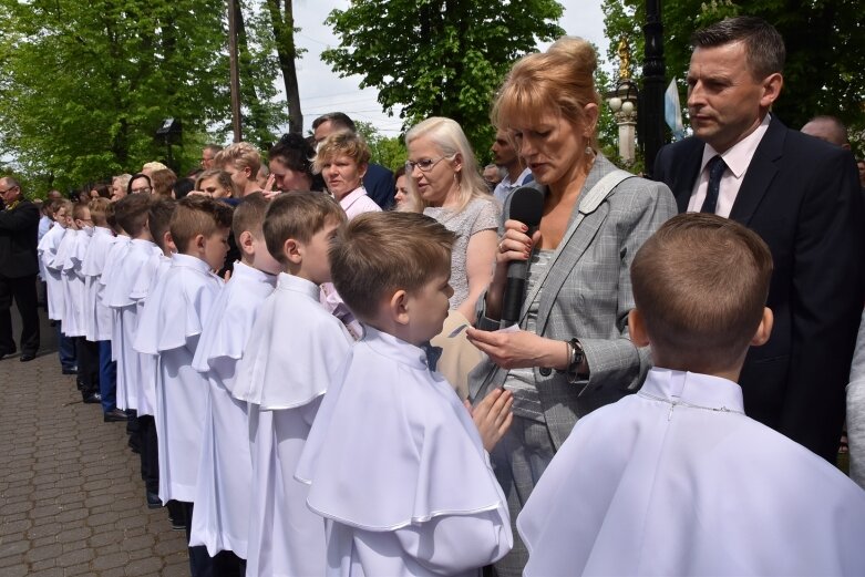  Uroczystość pierwszokomunijna w kościele św. Jakuba 