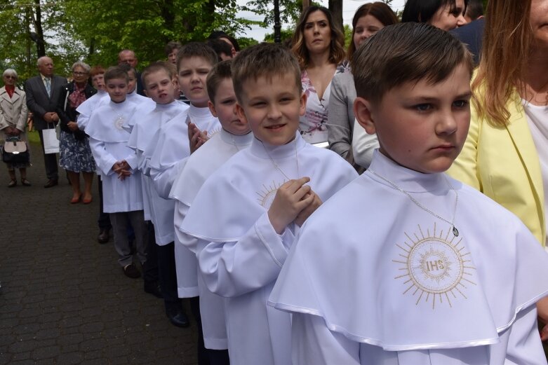  Uroczystość pierwszokomunijna w kościele św. Jakuba 