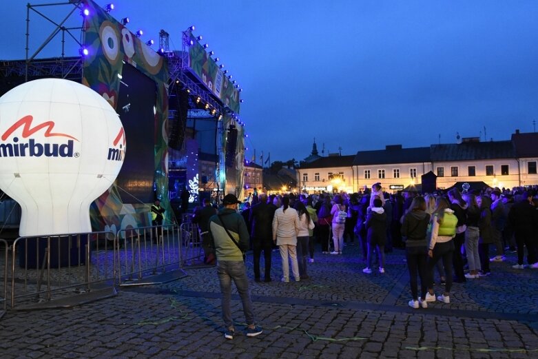  Varius Manx z Kasią Stankiewicz oraz Kasia Nosowska na świątecznej scenie 