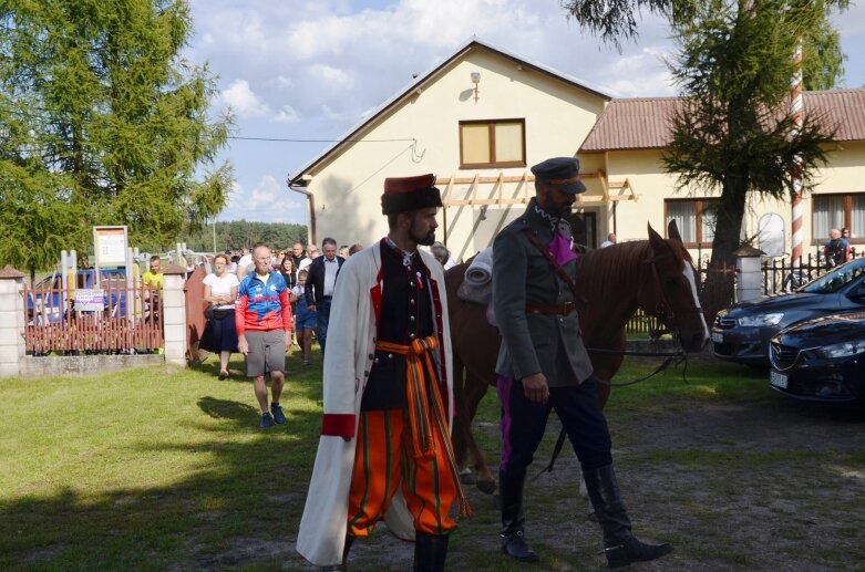  W hołdzie bohaterskiemu mieszkańcowi Jacochowa 