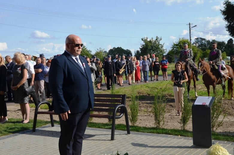  W hołdzie bohaterskiemu mieszkańcowi Jacochowa 