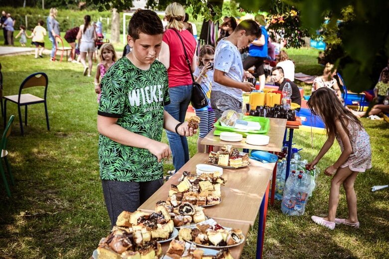  W Michowicach piknikowali. Zobacz zdjęcia 