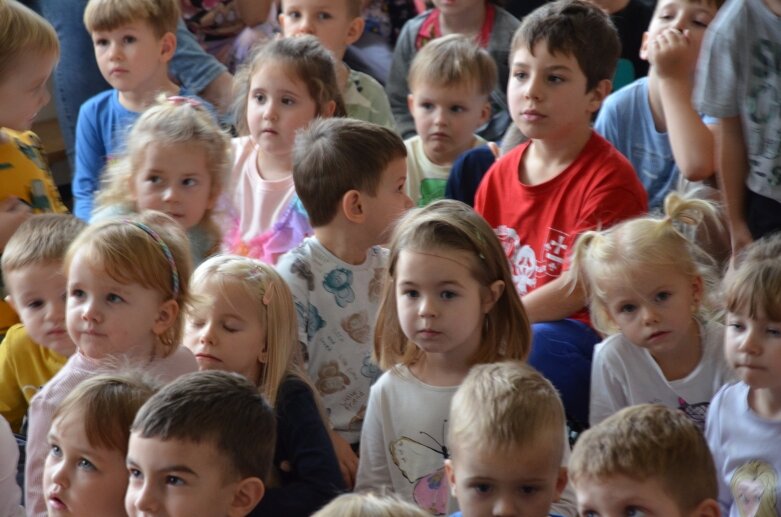  W Przedszkolu numer 1 w Skierniewicach pojawił się niecodzienny gość  