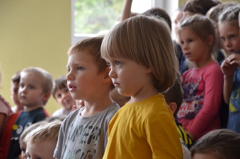  W Przedszkolu numer 1 w Skierniewicach pojawił się niecodzienny gość  