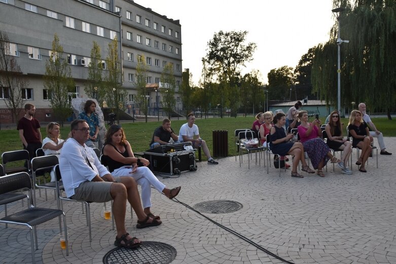  W sierpniu muzykują pod chmurką. Kolejny jazzowy czwartek za nami 