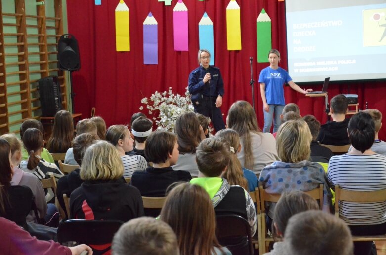  W Szkole Podstawowej numer 1 w Skierniewicach dużo wiedzą o bezpieczeństwie i profilaktyce zdrowotnej  