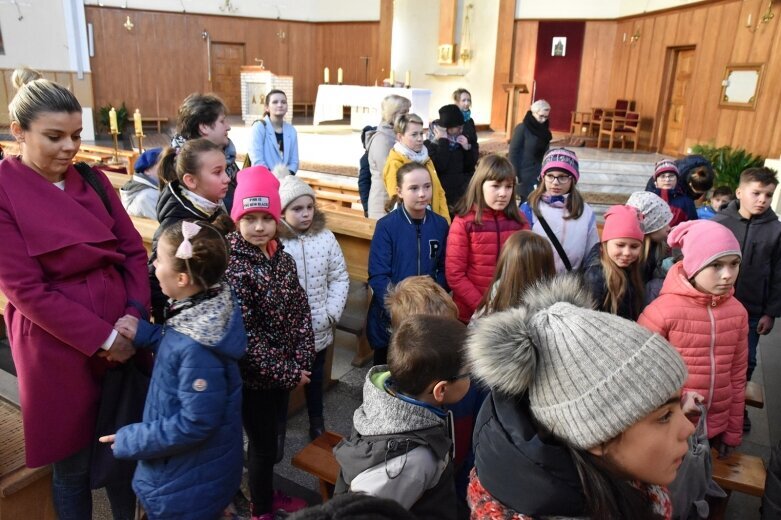  Warsztaty sztuki współczesnej w kościele na Rawce 