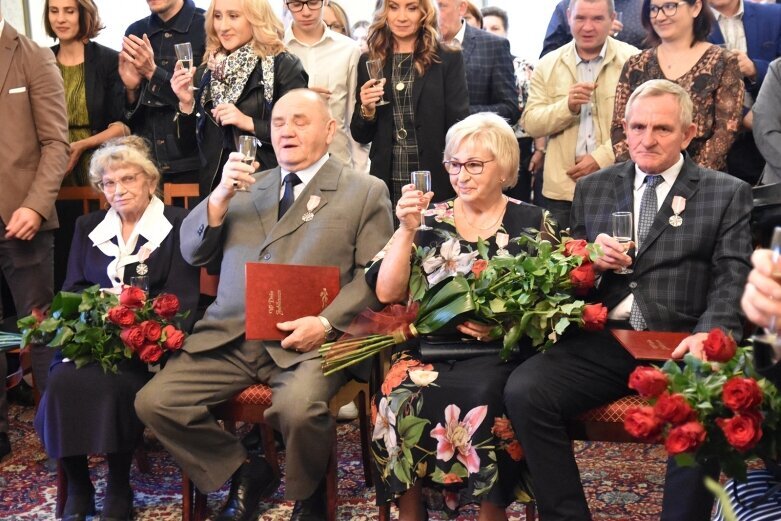  Wciąż mocno się kochają, tak jak przed 50 laty 