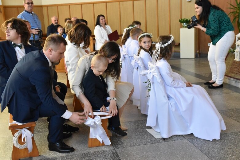  Wielki dzień w życiu małych parafian z Rawki 