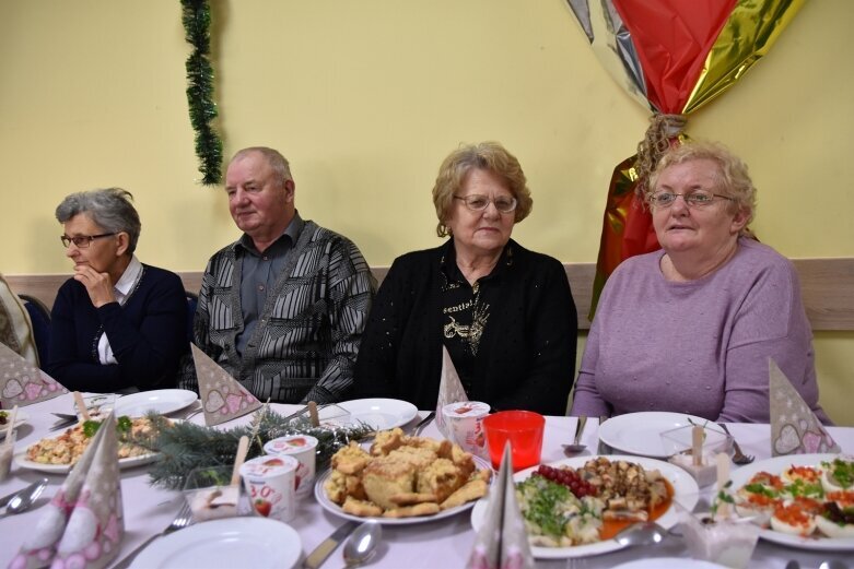  Wigilijne spotkanie w kole związku niewidomych 