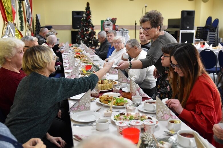  Wigilijne spotkanie w kole związku niewidomych 