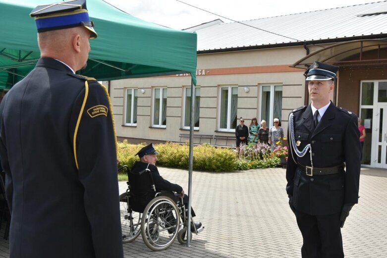  Wóz strażacki przekazany OSP Jeruzal 