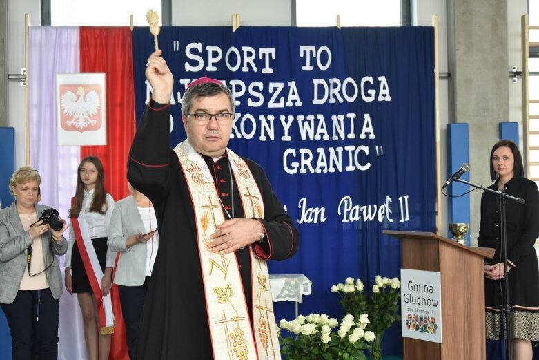  Wstęga przecięta! Hala sportowa w Michowicach otwarta 