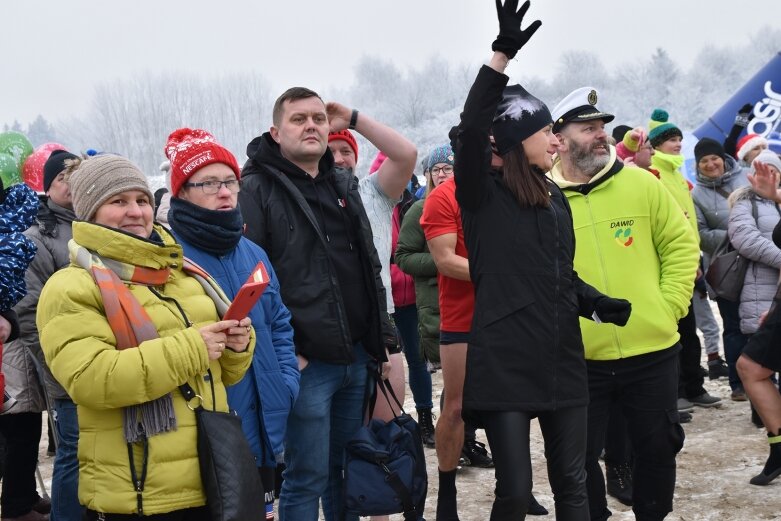  Wszystkie ręce na pokład. Znów morsowali dla Agaty 