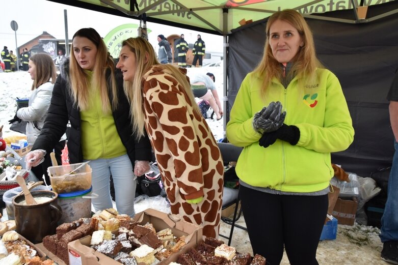  Wszystkie ręce na pokład. Znów morsowali dla Agaty 