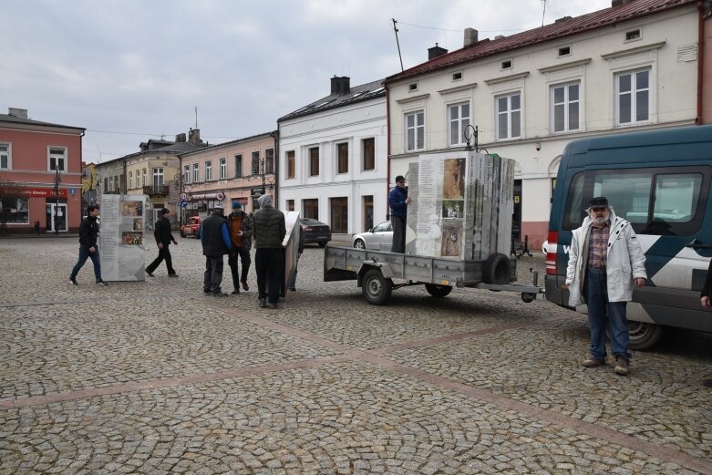  Wystawa na Dzień Pamięci Żołnierzy Wyklętych 