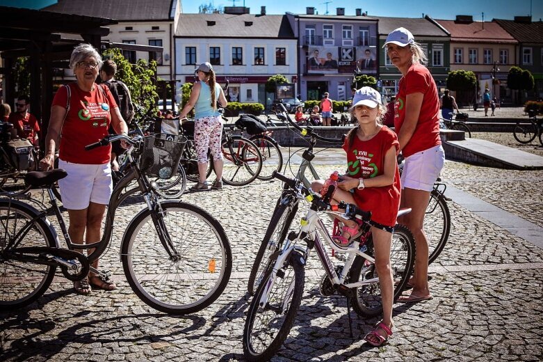  XVII Rodzinny Rajd Rowerowy w Skierniewicach - zobacz zdjęcia 