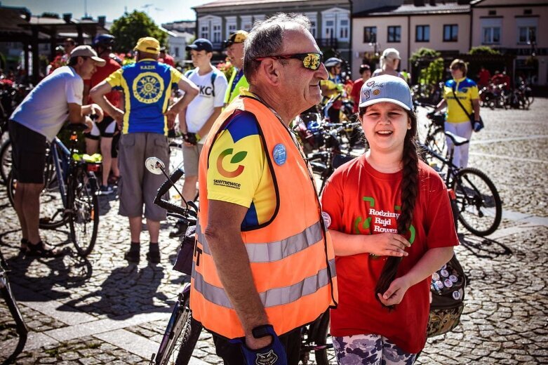  XVII Rodzinny Rajd Rowerowy w Skierniewicach - zobacz zdjęcia 