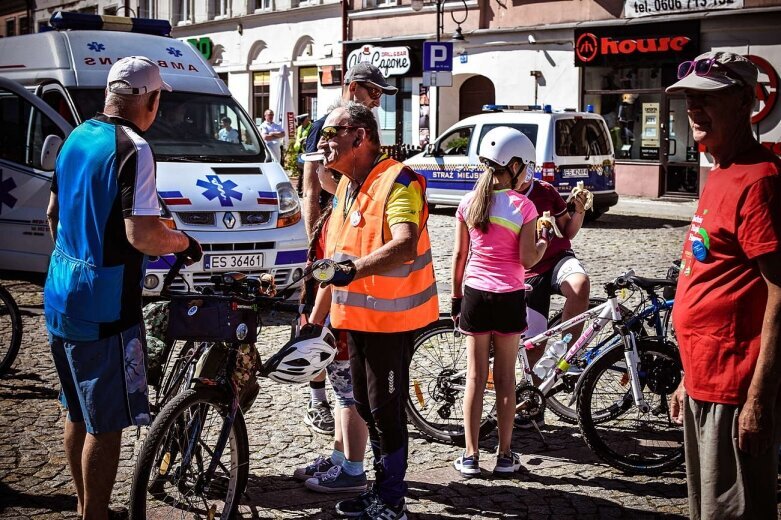  XVII Rodzinny Rajd Rowerowy w Skierniewicach - zobacz zdjęcia 