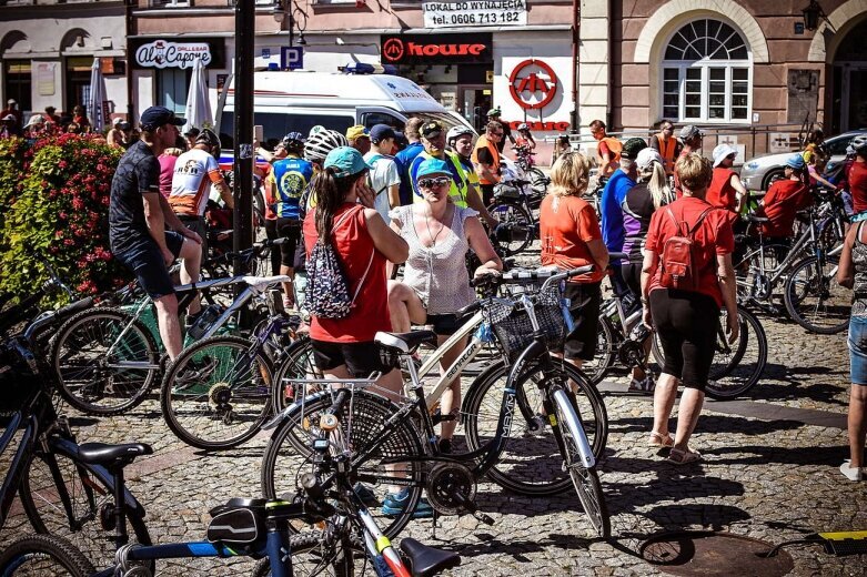  XVII Rodzinny Rajd Rowerowy w Skierniewicach - zobacz zdjęcia 