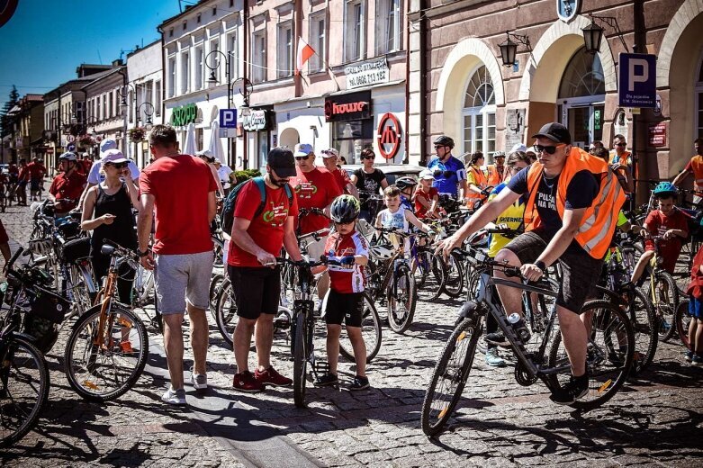  XVII Rodzinny Rajd Rowerowy w Skierniewicach - zobacz zdjęcia 