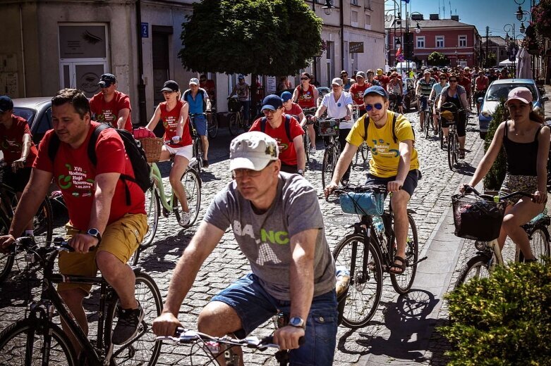  XVII Rodzinny Rajd Rowerowy w Skierniewicach - zobacz zdjęcia 