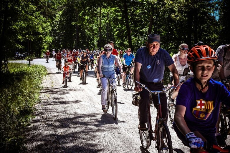  XVII Rodzinny Rajd Rowerowy w Skierniewicach - zobacz zdjęcia 