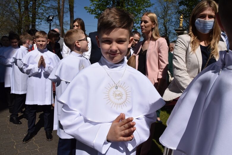  Z radością i czystymi serduszkami przystąpili do Pierwszej Komunii Świętej 