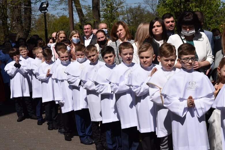  Z radością i czystymi serduszkami przystąpili do Pierwszej Komunii Świętej 