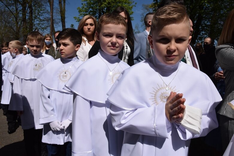  Z radością i czystymi serduszkami przystąpili do Pierwszej Komunii Świętej 