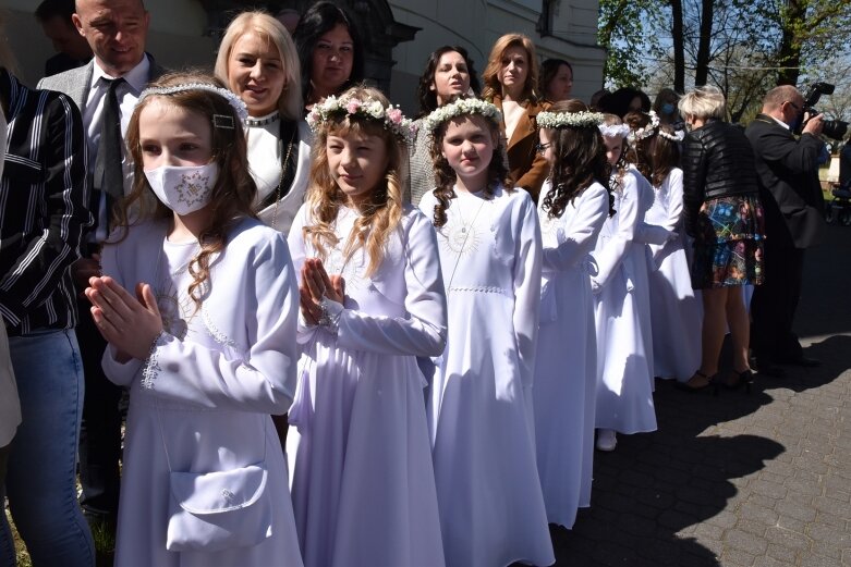  Z radością i czystymi serduszkami przystąpili do Pierwszej Komunii Świętej 