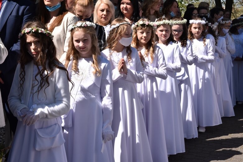  Z radością i czystymi serduszkami przystąpili do Pierwszej Komunii Świętej 