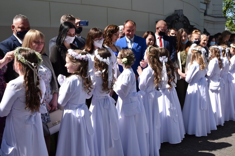  Z radością i czystymi serduszkami przystąpili do Pierwszej Komunii Świętej 