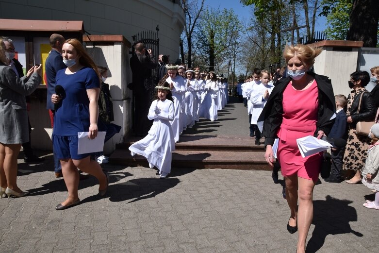  Z radością i czystymi serduszkami przystąpili do Pierwszej Komunii Świętej 