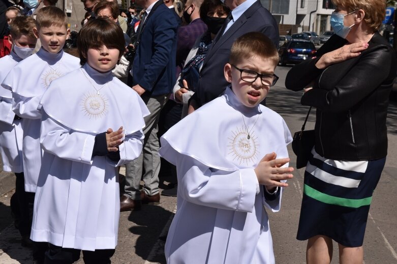  Z radością i czystymi serduszkami przystąpili do Pierwszej Komunii Świętej 