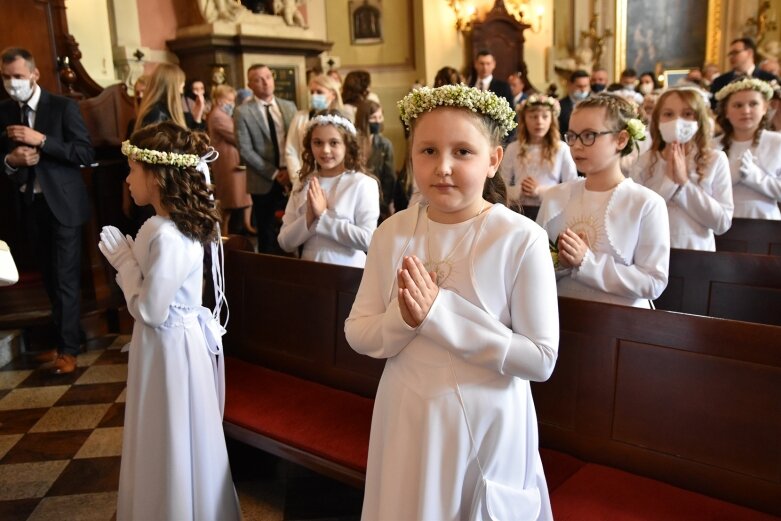  Z radością i czystymi serduszkami przystąpili do Pierwszej Komunii Świętej 