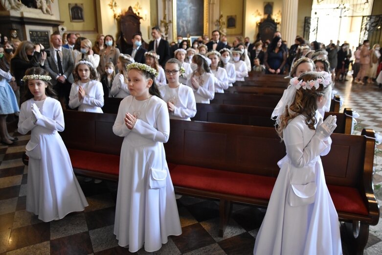  Z radością i czystymi serduszkami przystąpili do Pierwszej Komunii Świętej 