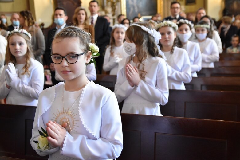  Z radością i czystymi serduszkami przystąpili do Pierwszej Komunii Świętej 