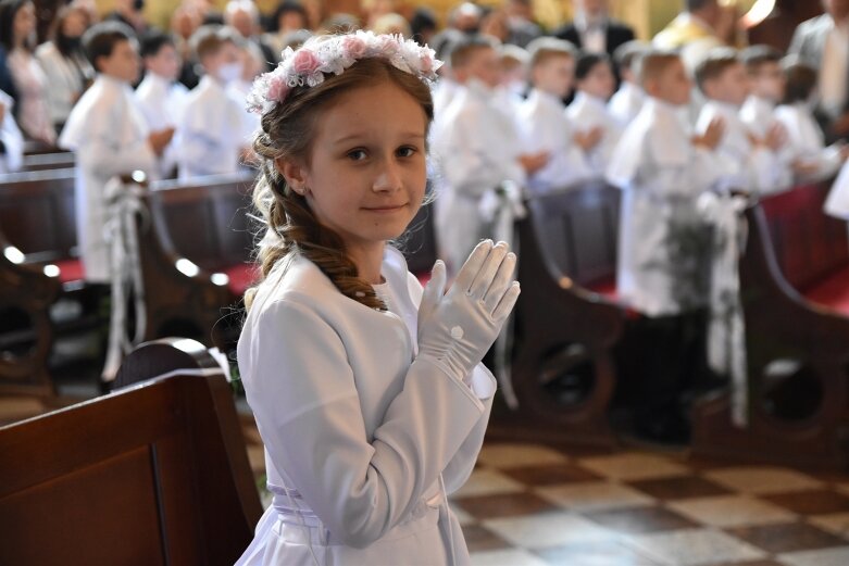  Z radością i czystymi serduszkami przystąpili do Pierwszej Komunii Świętej 